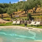 Olivemare Bed & Breakfast 4*